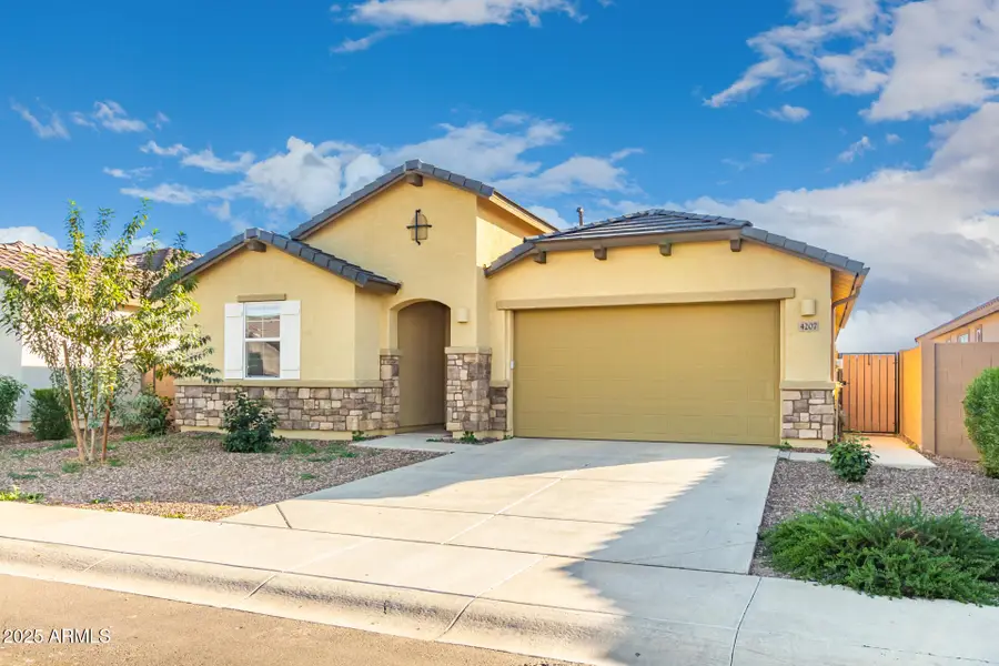 4207 E Enmark Drive, San Tan Valley, AZ 85143 - Image #3