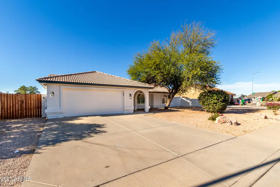 1358 N Raven --, Mesa, AZ 85207 - Image #2
