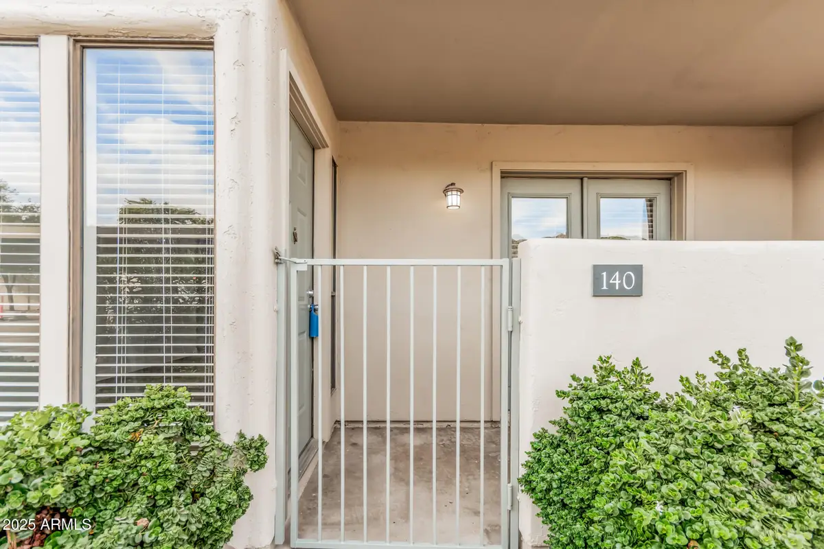 1840 E Morten Avenue #140, Phoenix, AZ 85020 - Image #1