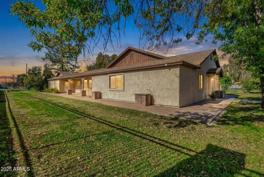 15834 E Ocotillo Road, Gilbert, AZ 85298 - Image #3