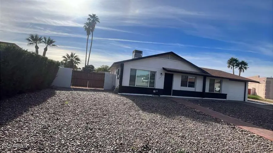 1839 W Kerry Lane, Phoenix, AZ 85027 - Image #2