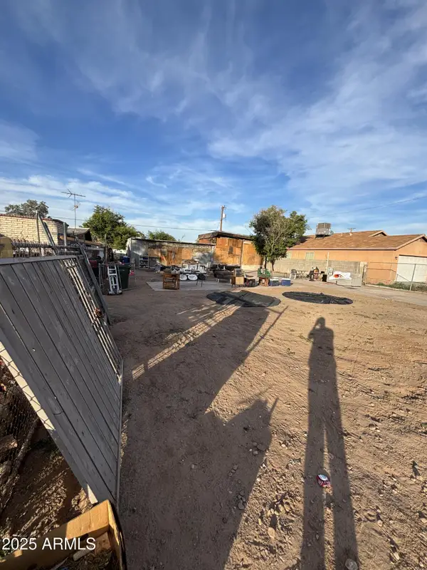 1820 E Jones Avenue, Phoenix, AZ 85040