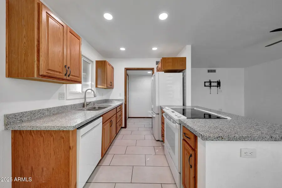 13232 N 98th Avenue #M, Sun City, AZ 85351 - Image #3