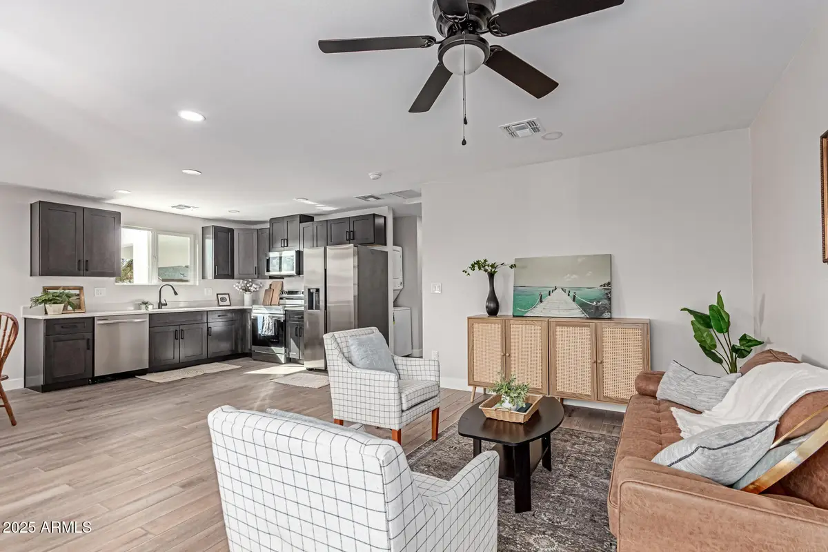 6421 S 23rd Street, Phoenix, AZ 85042 - Image #1