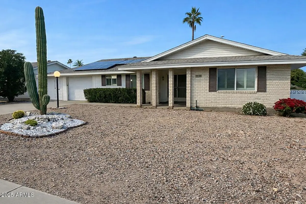 11040 W Salem Drive, Sun City, AZ 85351 - Image #1