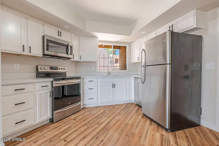 7434 N 44th Drive, Glendale, AZ 85301 - Image #2