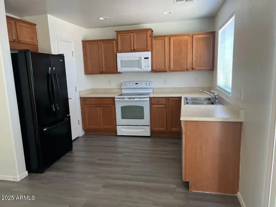 2982 N Daisy Drive N, Florence, AZ 85132 - Image #2