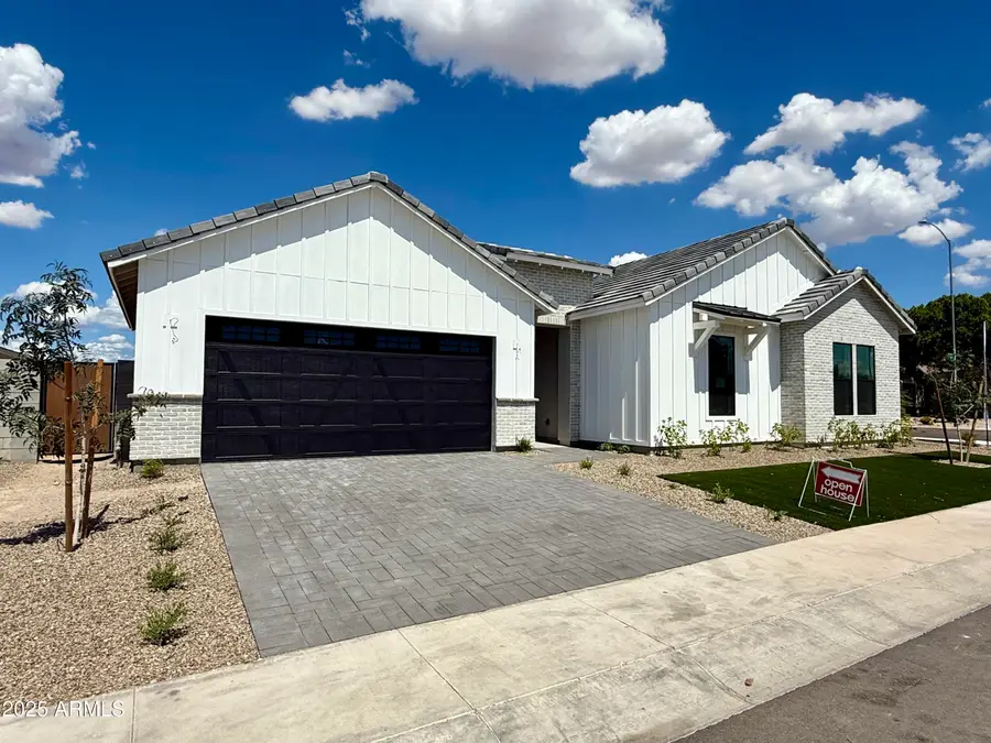 6454 E Oasis Circle, Mesa, AZ 85215 - Image #3