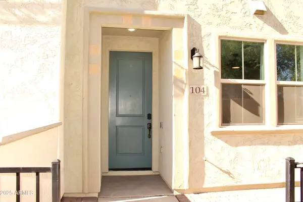 2625 S Peppertree Drive #104, Gilbert, AZ 85295