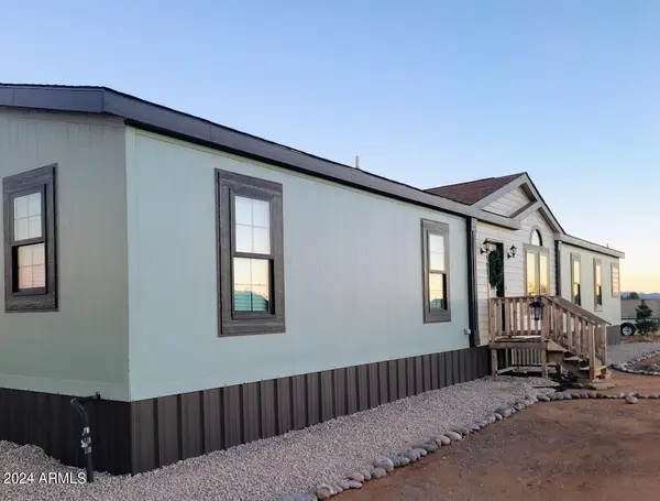 9797 E Nevada Drive, Hereford, AZ 85615