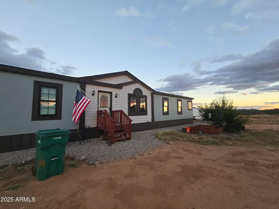 9797 E Nevada Drive, Hereford, AZ 85615 - Image #3