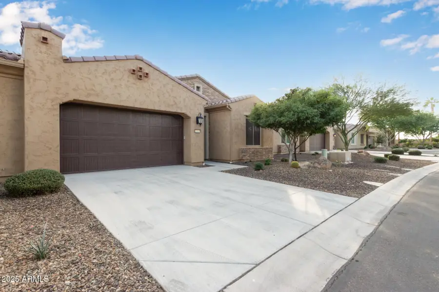 16937 W Holly Street, Goodyear, AZ 85395 - Image #2