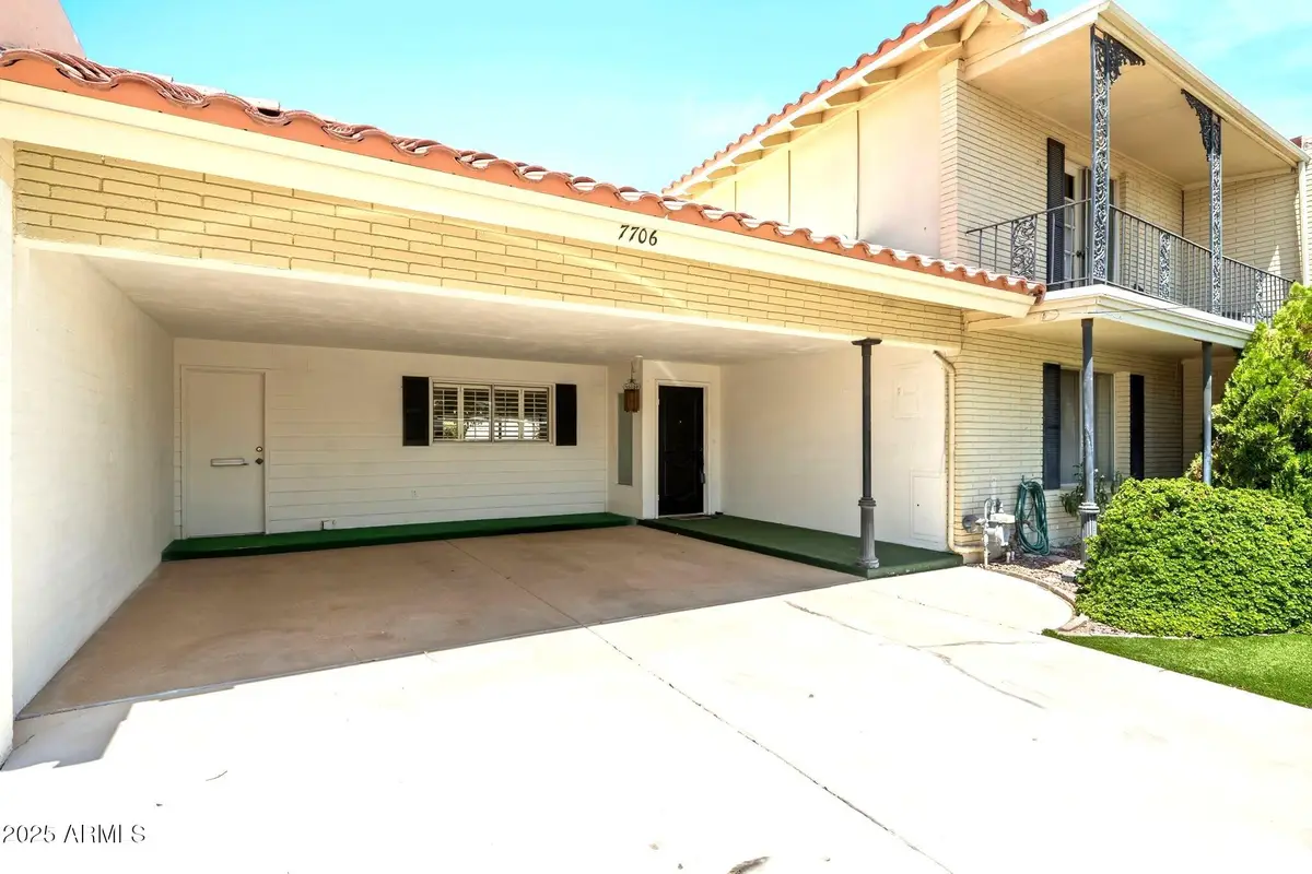 7706 E Chaparral Road, Scottsdale, AZ 85250 - Image #1