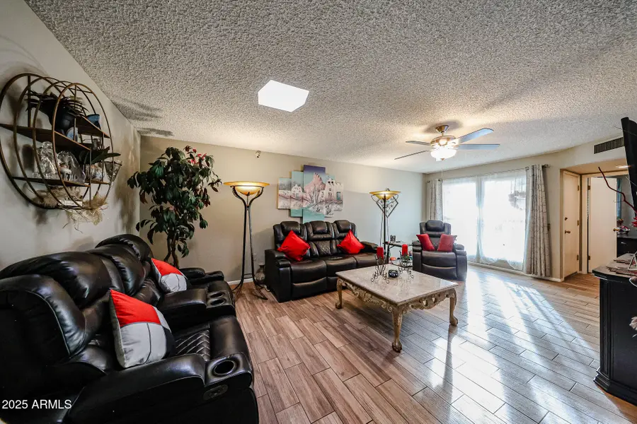 17447 N 99th Drive, Sun City, AZ 85373 - Image #2