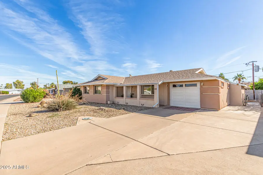 11811 N Desert Hills Drive W, Sun City, AZ 85351 - Image #3