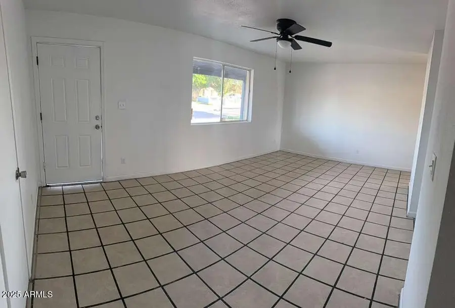 2830 N 55th Avenue, Phoenix, AZ 85035 - Image #2