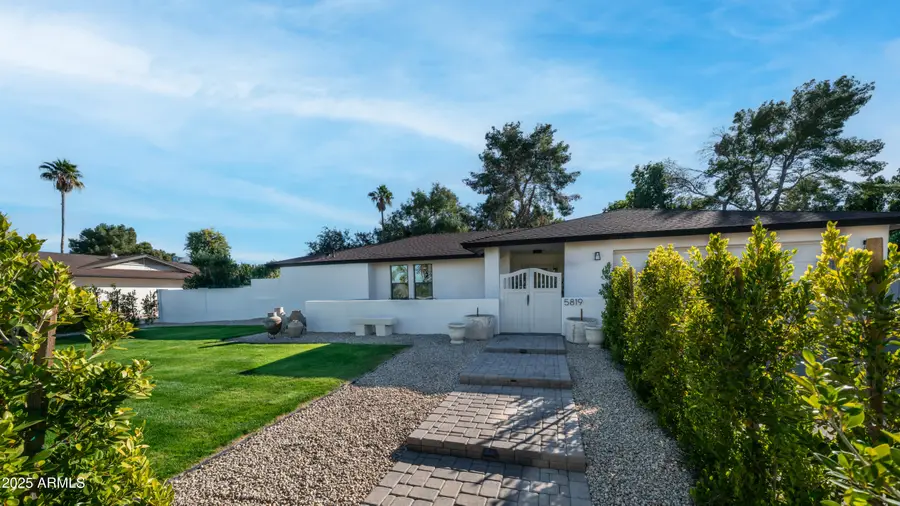 5819 E Ludlow Drive, Scottsdale, AZ 85254 - Image #2