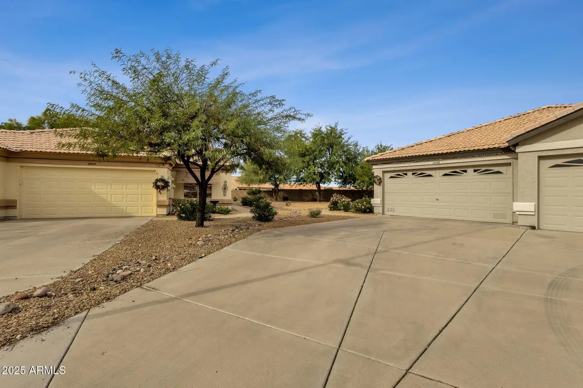 10408 W Burnett Road, Peoria, AZ 85382 - #1