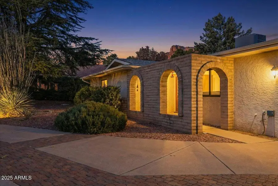 30 Creek Rock Circle, Sedona, AZ 86351 - Image #2