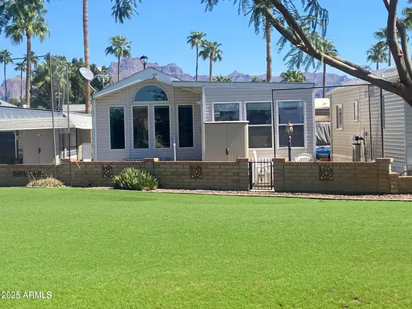 2239 W San Juan Circle #239, Apache Junction, AZ 85119