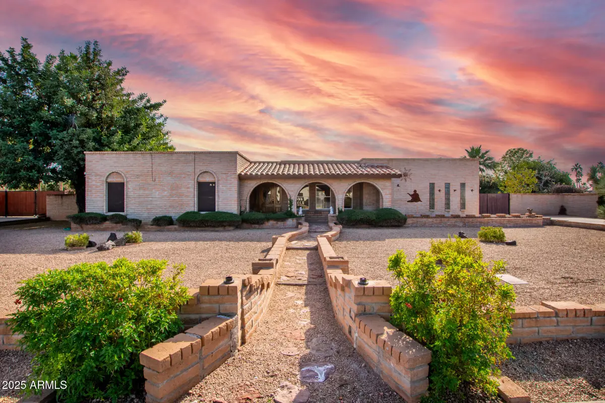 7645 W Bluefield Avenue, Glendale, AZ 85308 - Image #1