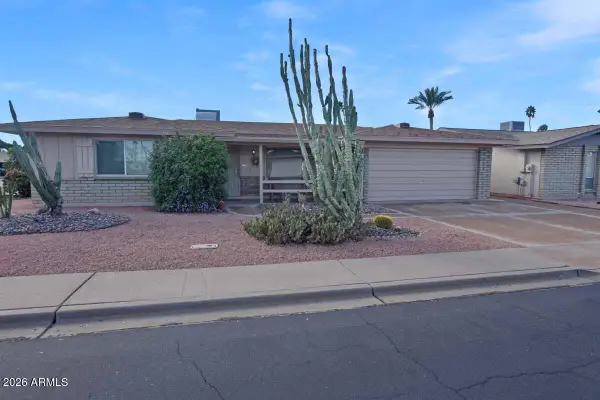 4927 E Crescent Avenue, Mesa, AZ 85206