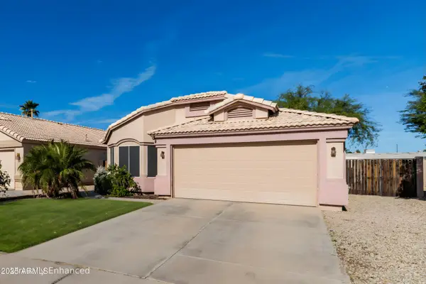 106 W Smoke Tree Road, Gilbert, AZ 85233
