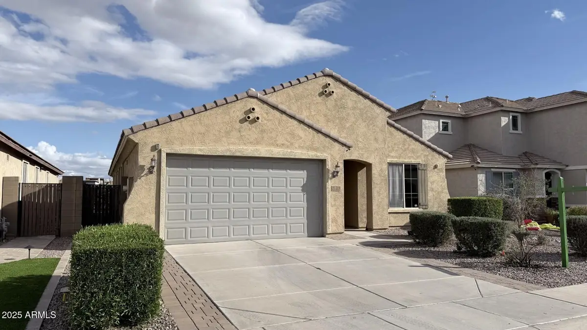 3021 S Sunland Drive, Chandler, AZ 85248 - Image #1