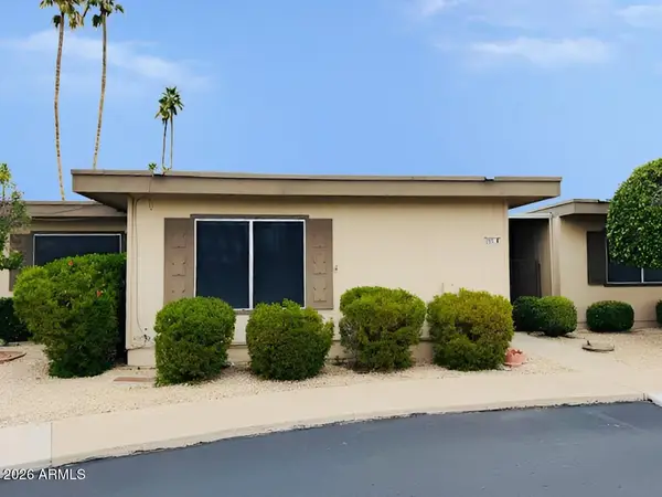 13705 N 98th Avenue #B, Sun City, AZ 85351