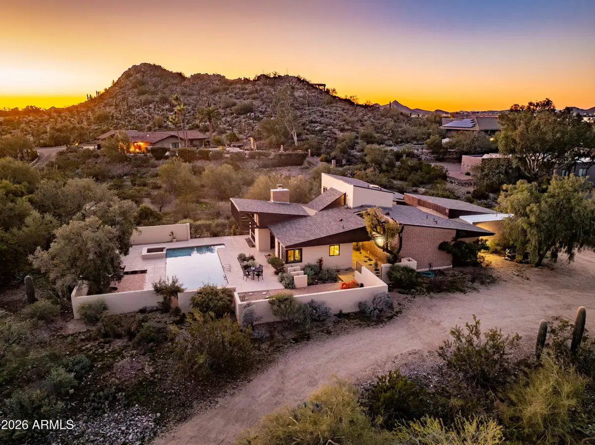 9420 N 38th Street, Phoenix, AZ 85028 - #1