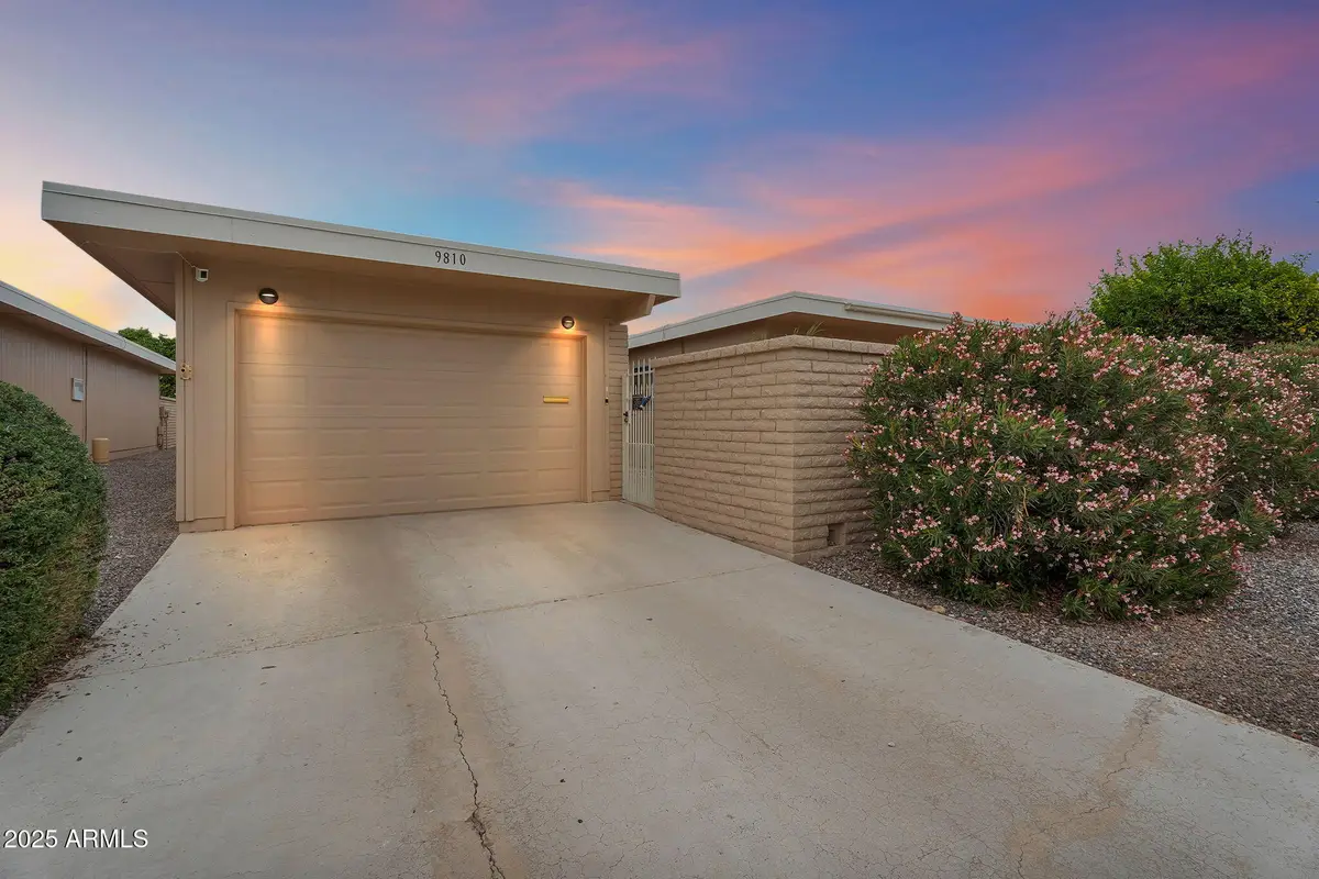 9810 W Teakwood Drive, Sun City, AZ 85351 - Image #1