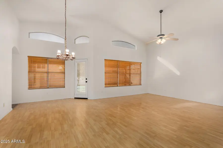 457 W Monterey Avenue, Mesa, AZ 85210 - Image #3