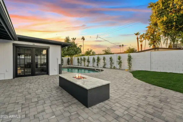 1302 W Golden Lane, Phoenix, AZ 85021