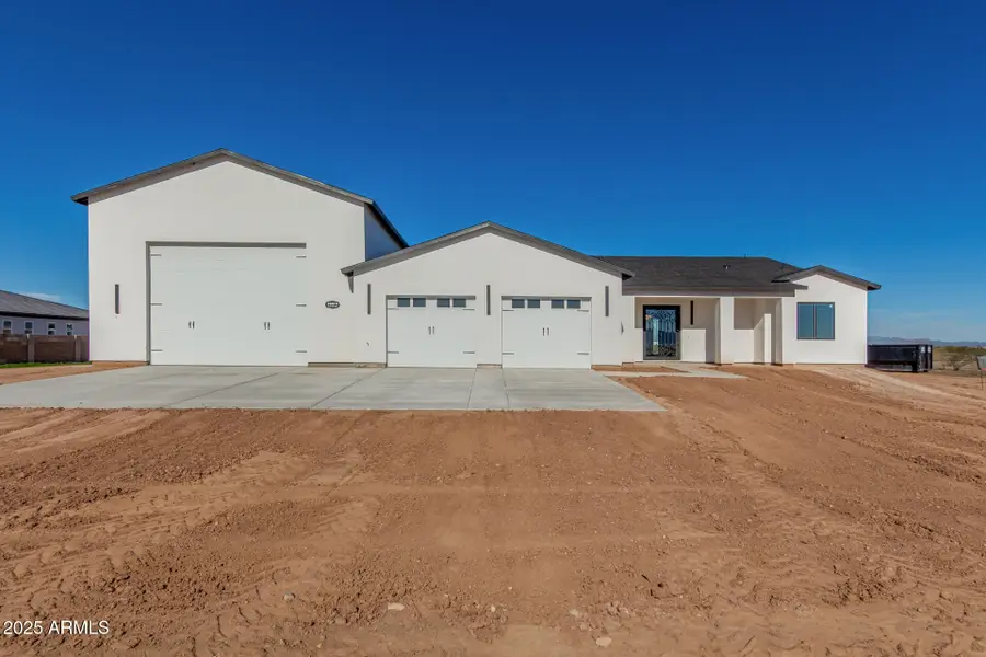 26615 N 235th Avenue, Wittmann, AZ 85361 - Image #2