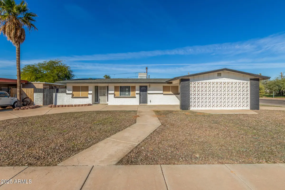 1298 E Barcelona Avenue, Casa Grande, AZ 85122 - Image #1