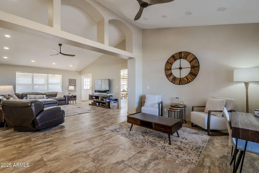 7813 E Nopal Avenue, Mesa, AZ 85209 - Image #2