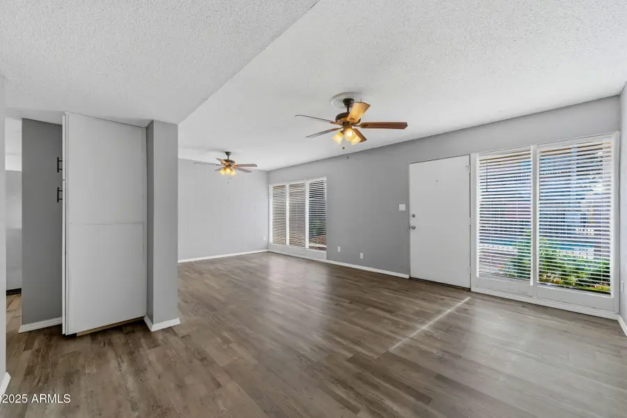 1828 W Tuckey Lane #8, Phoenix, AZ 85015 - Image #3