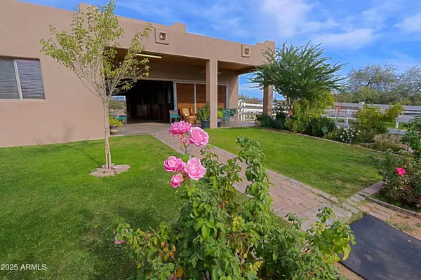 14904 E Lowden Court, Scottsdale, AZ 85262