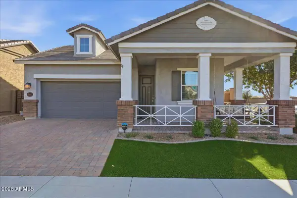 10411 E Nido Avenue, Mesa, AZ 85209