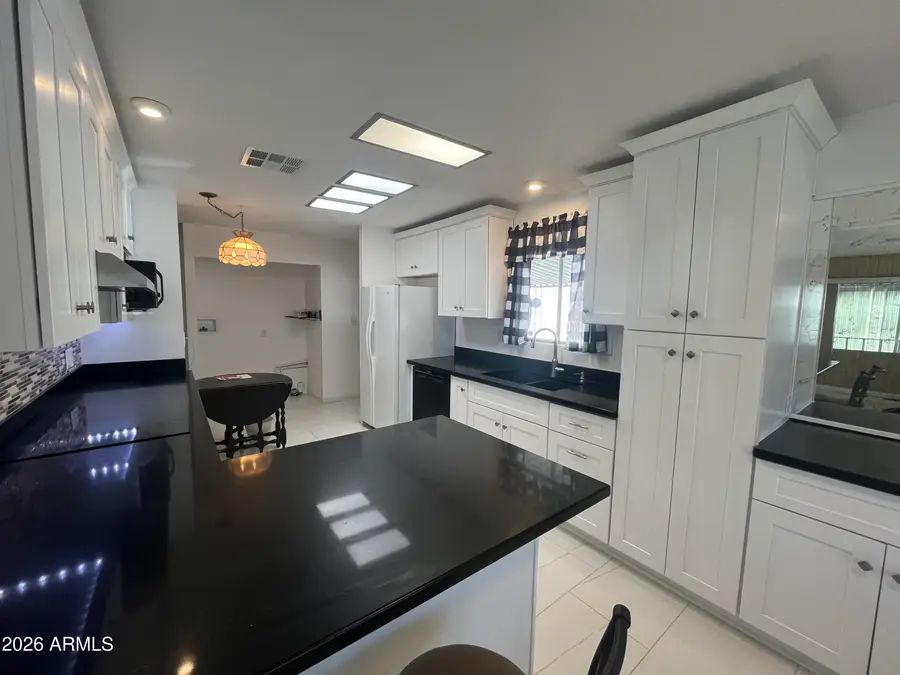 10960 N 67th Avenue #202, Glendale, AZ 85304 - #2