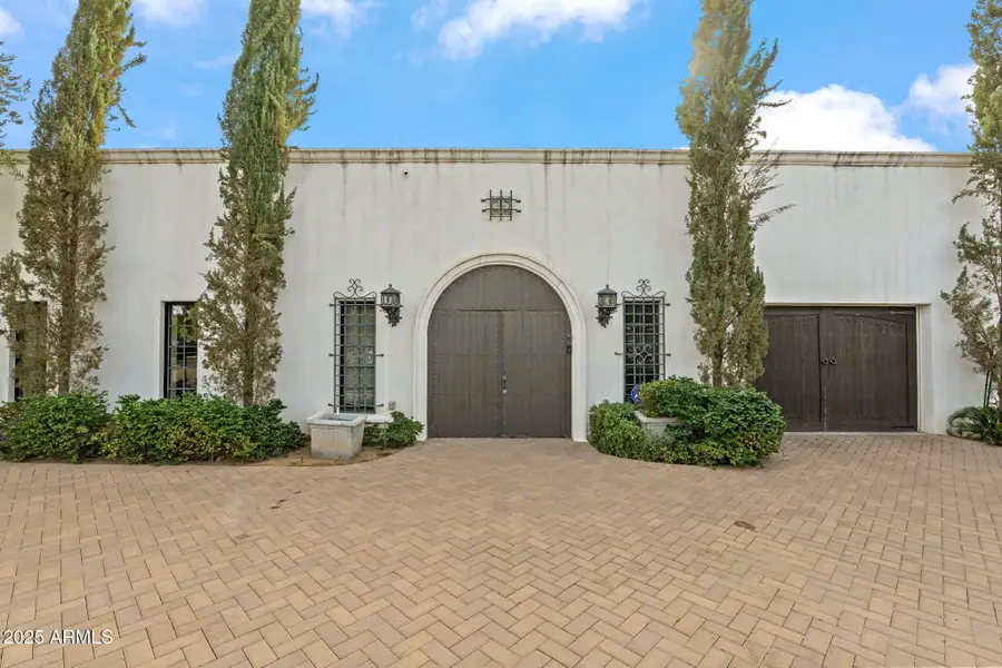 135 E Maryland Avenue, Phoenix, AZ 85012 - Image #2