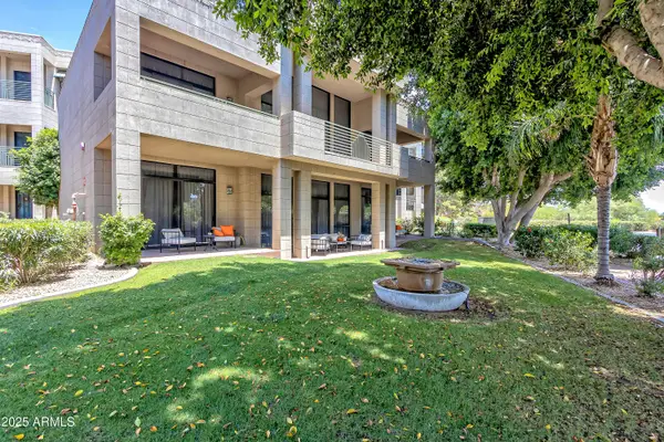 2802 E Camino Acequia Drive #69, Phoenix, AZ 85016