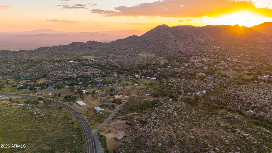 17048 W Fountainhill Lane, Yarnell, AZ 85362 - Image #2