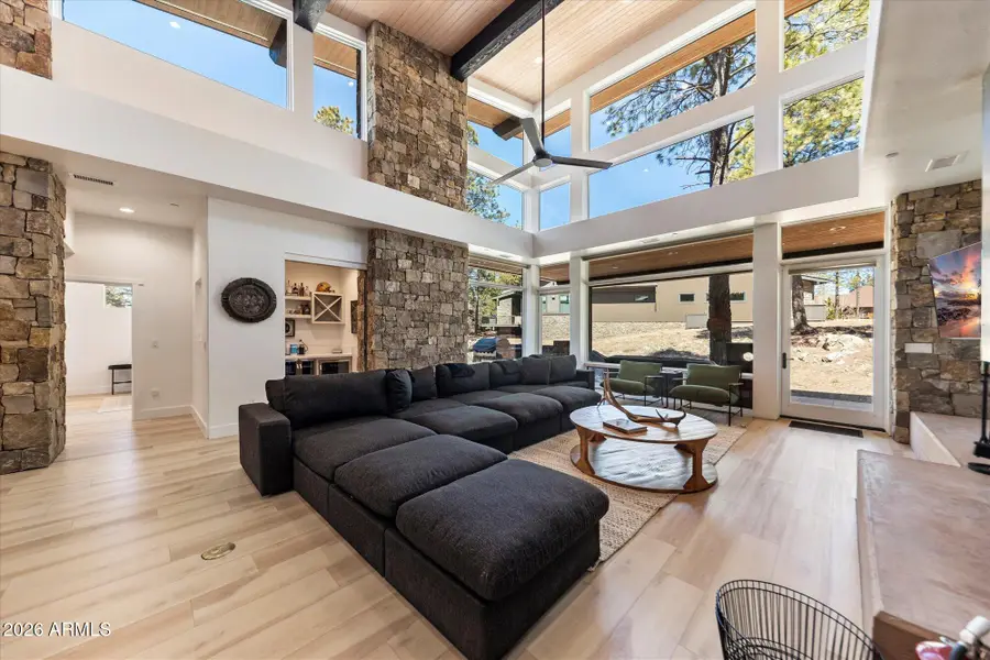 3560 S Clubhouse Circle, Flagstaff, AZ 86005 - Image #2