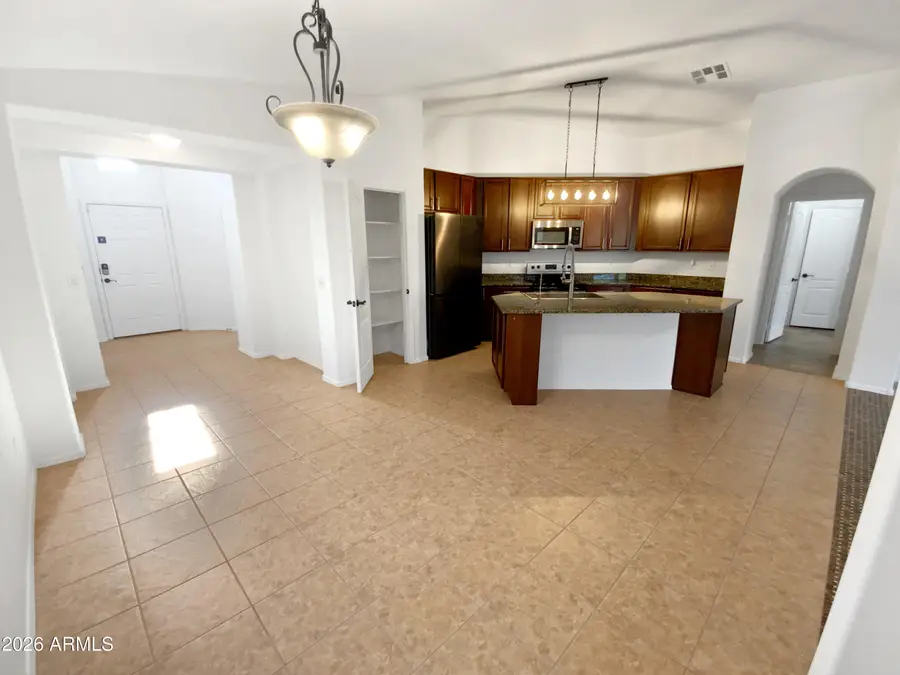 18250 W Smokey Drive, Surprise, AZ 85388 - Image #2