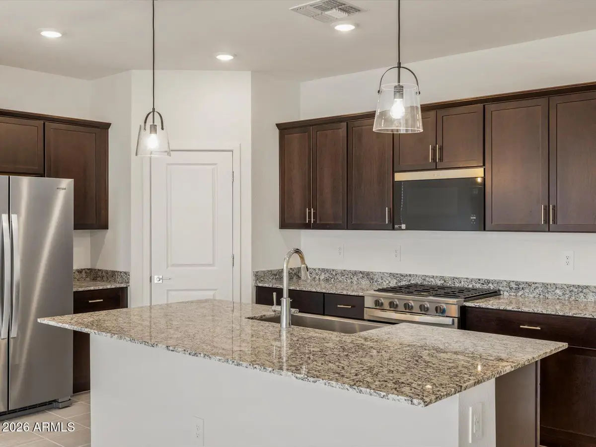 32974 N Vineyard Avenue, San Tan Valley, AZ 85143 - Image #1