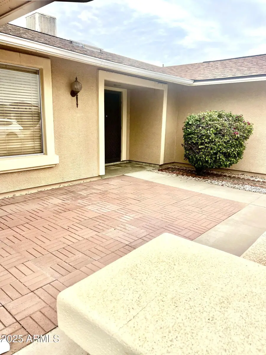 10014 W Oak Ridge Drive, Sun City, AZ 85351 - Image #2