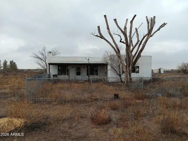 8499 S Schoolhouse Lane, Willcox, AZ 85643