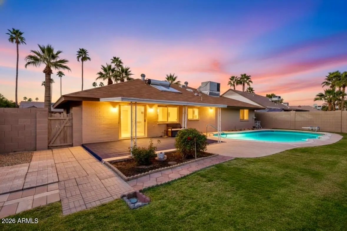 1645 W Nido Avenue, Mesa, AZ 85202 - #1