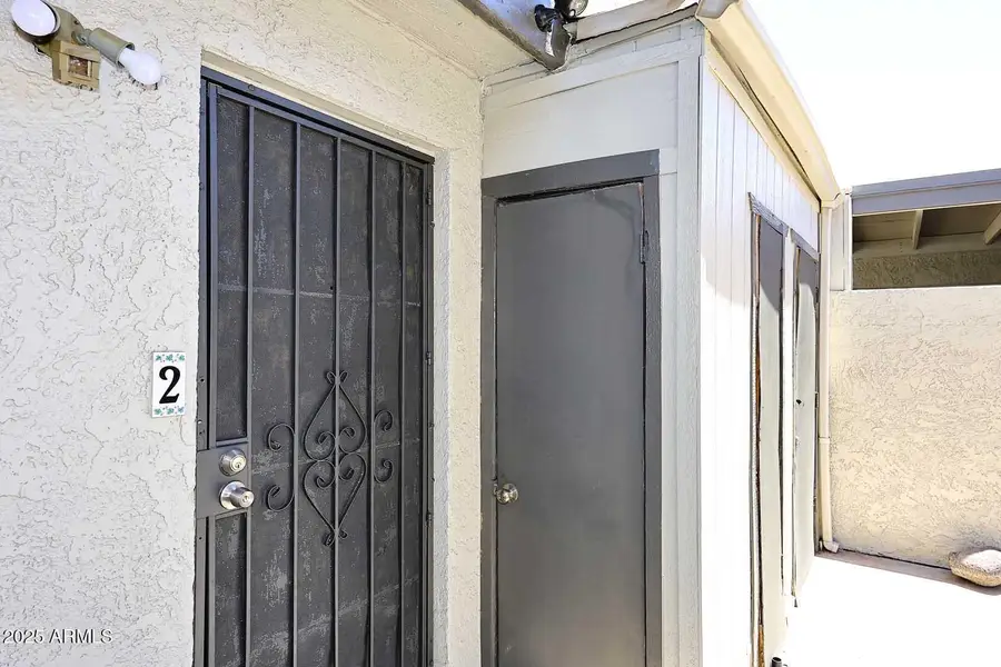 2416 W Caribbean Lane #2, Phoenix, AZ 85023 - Image #2